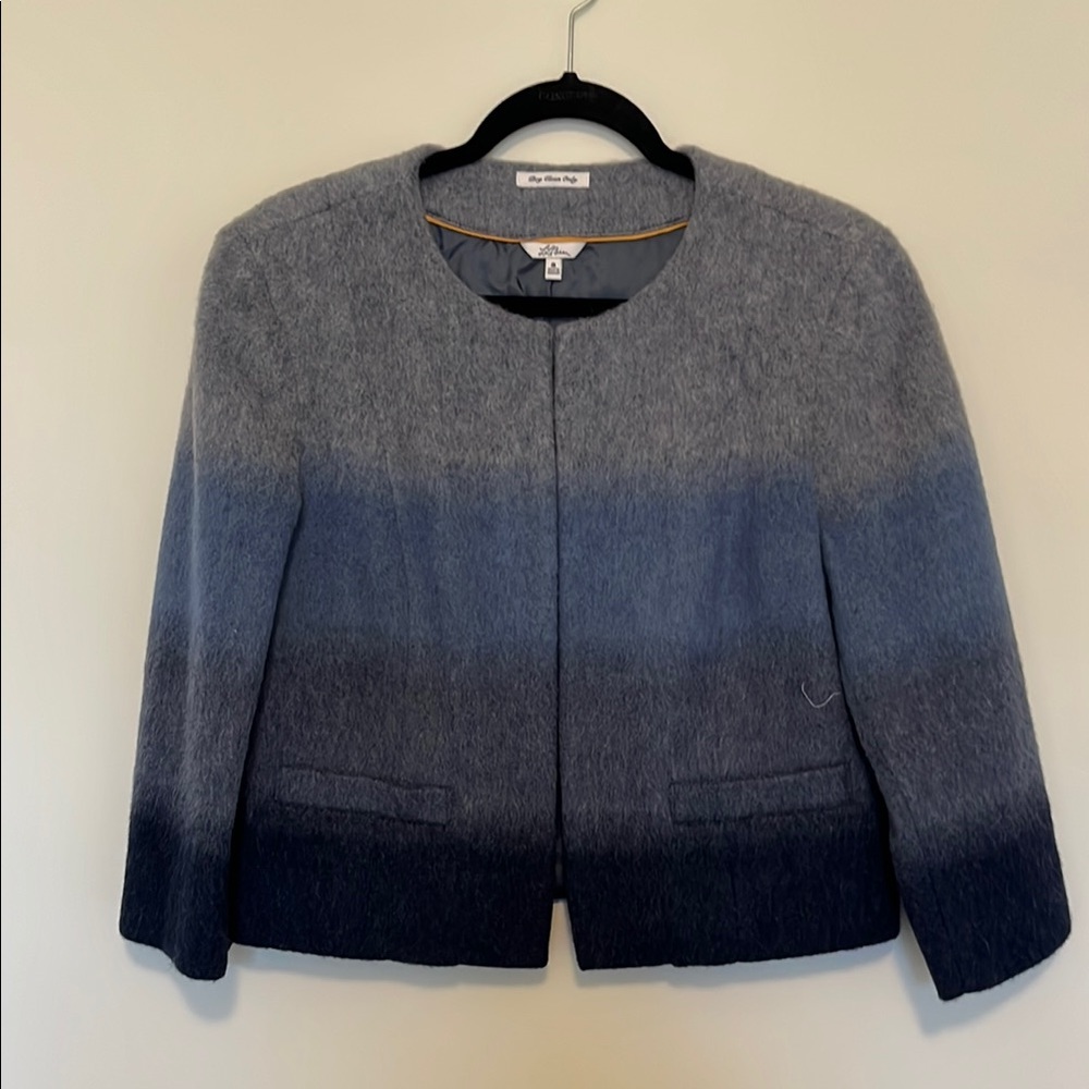 LL Bean Gray and Blue Blazer Collarless Structured Design